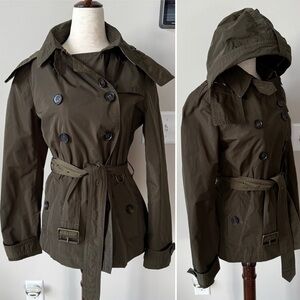 Burberry BRIT Hooded Water-Repellent Belted Short Trench Jacket - Dark Olive